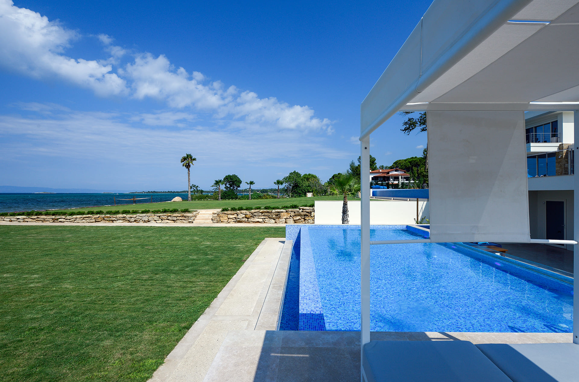 Second heated private pool in the garden of Villa Natalia